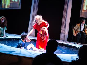 Metamorphoses Theater Show